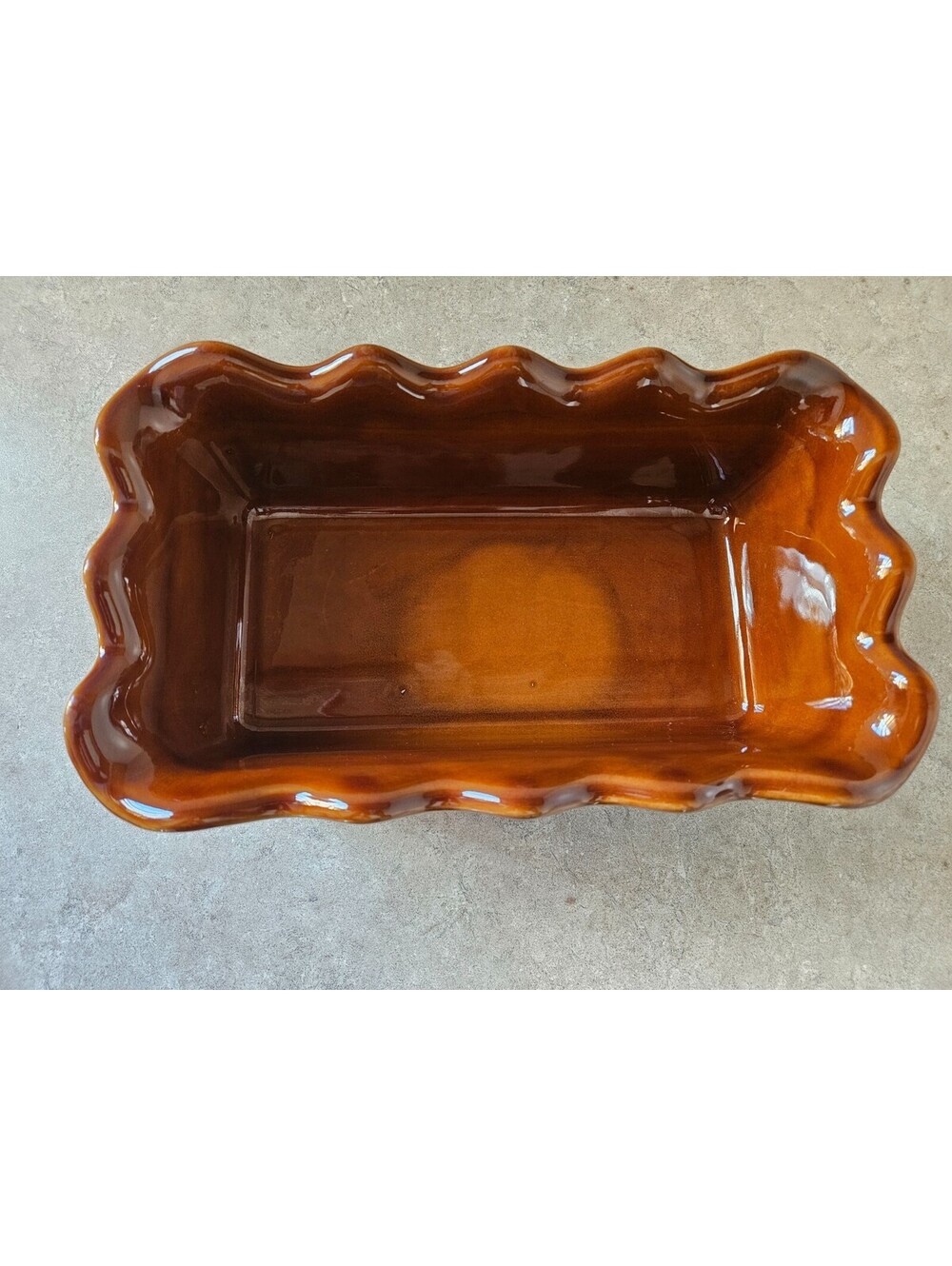 Emile Henry 9.5" Brown Ceramic Ruffled Edges Loaf Pan NWOT